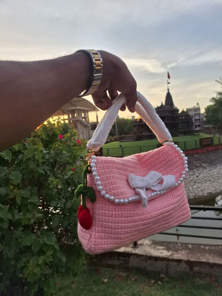 pink_peral_bag_02.webp